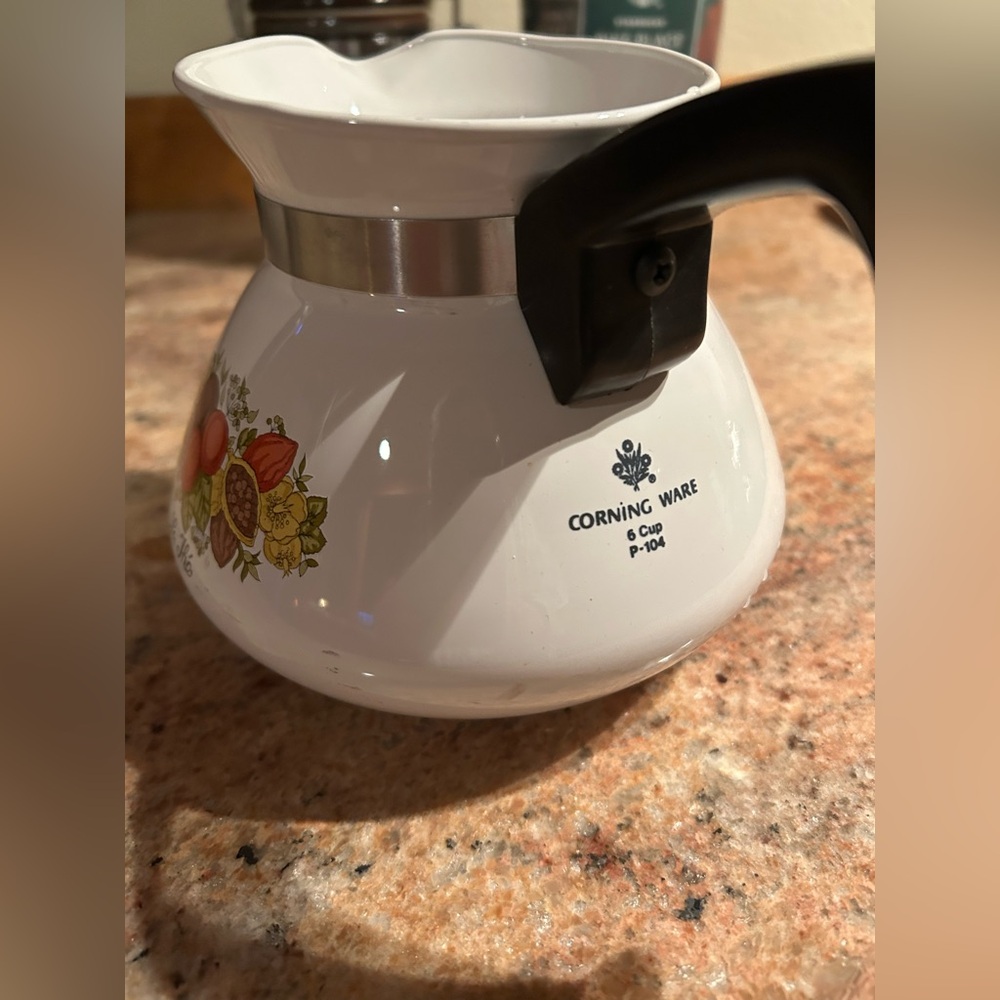 Corningware P-104 “Le The’ “6 cup Teapot w/lid. 1970 Vintage No chips or stains - Picture 2 of 8